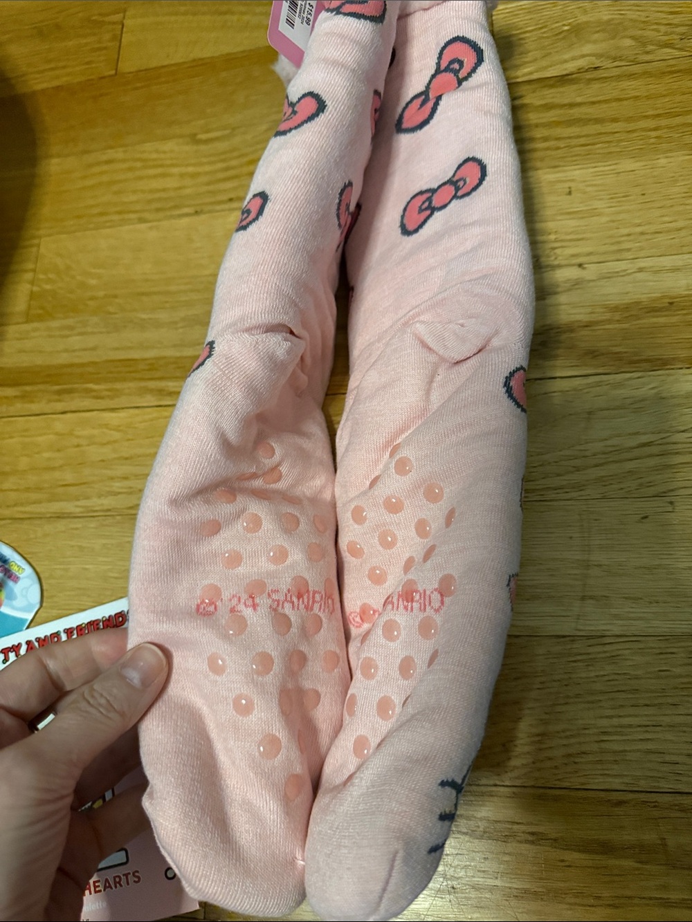Hello Kitty x The Creme Shop + Socks and Squishmallow - Picture 4 of 11